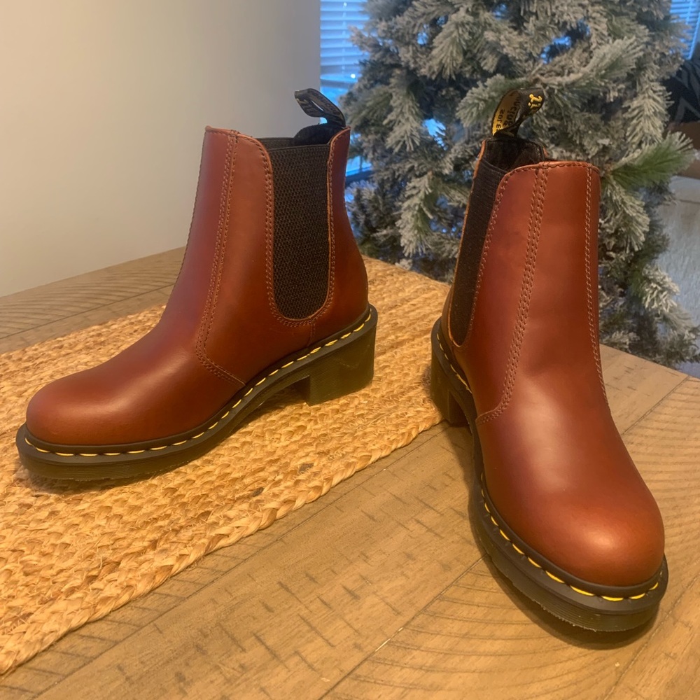 Dr. Martens Originals 2976 Ambassador Boots Size 9 Women’s